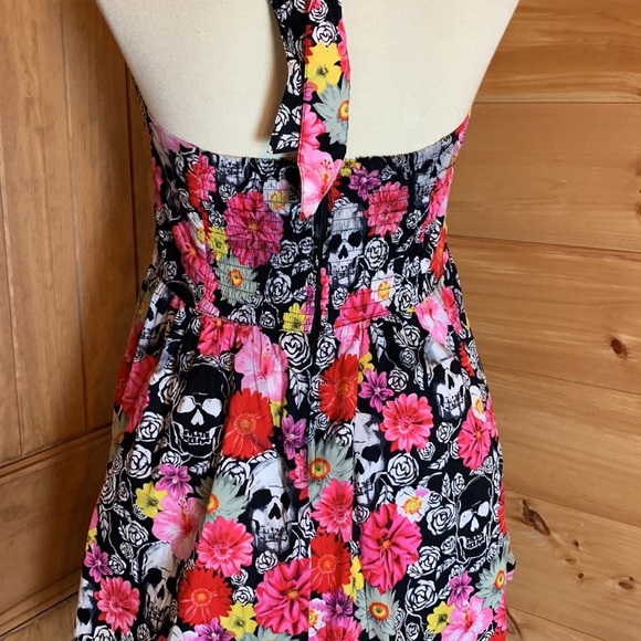 Hell Bunny skulls and flowers halter neck skater dress Size Large - Picture 12 of 13